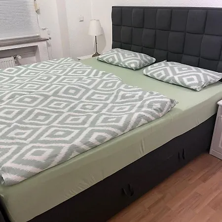 3 Bei Der Schalke Arena, Sport Und Naehe Dortmund Essen Duesseldorf Oberhausen *