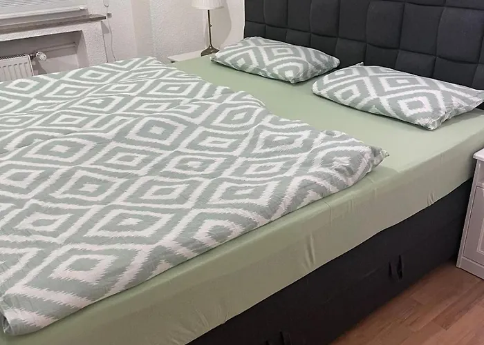 3 Bei Der Schalke Arena, Sport Und Naehe Dortmund Essen Duesseldorf Oberhausen *