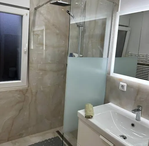 3 Bei Der Schalke Arena, Sport Und Naehe Dortmund Essen Duesseldorf Oberhausen Gelsenkirchen